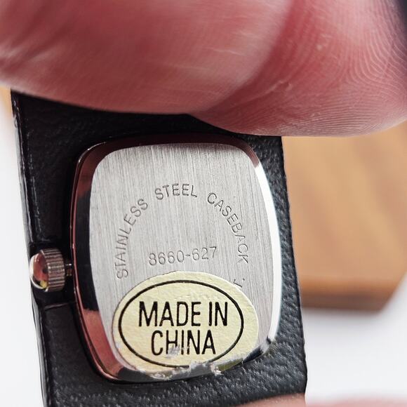 Awny Sport Silver Tone Cuff Style Watch Black Faux Leather Wide Band Model 8660 - Picture 5 of 6